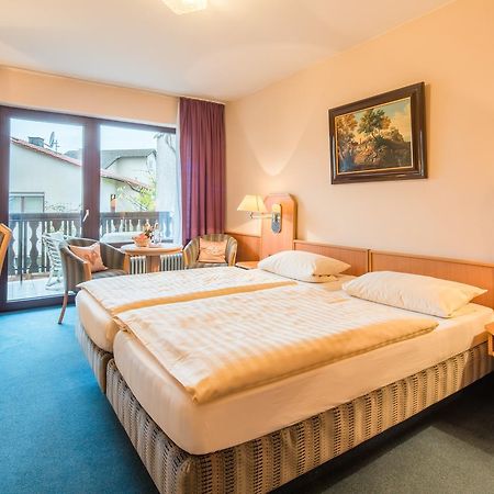 Hotel-Barbarossa-Garni Bei Hanau Rodenbach  Exteriör bild